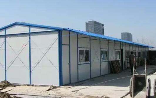 濟南地鐵項目施工使用中筑住人集裝箱房 濟南地鐵項目施工使用中筑住人集裝箱房